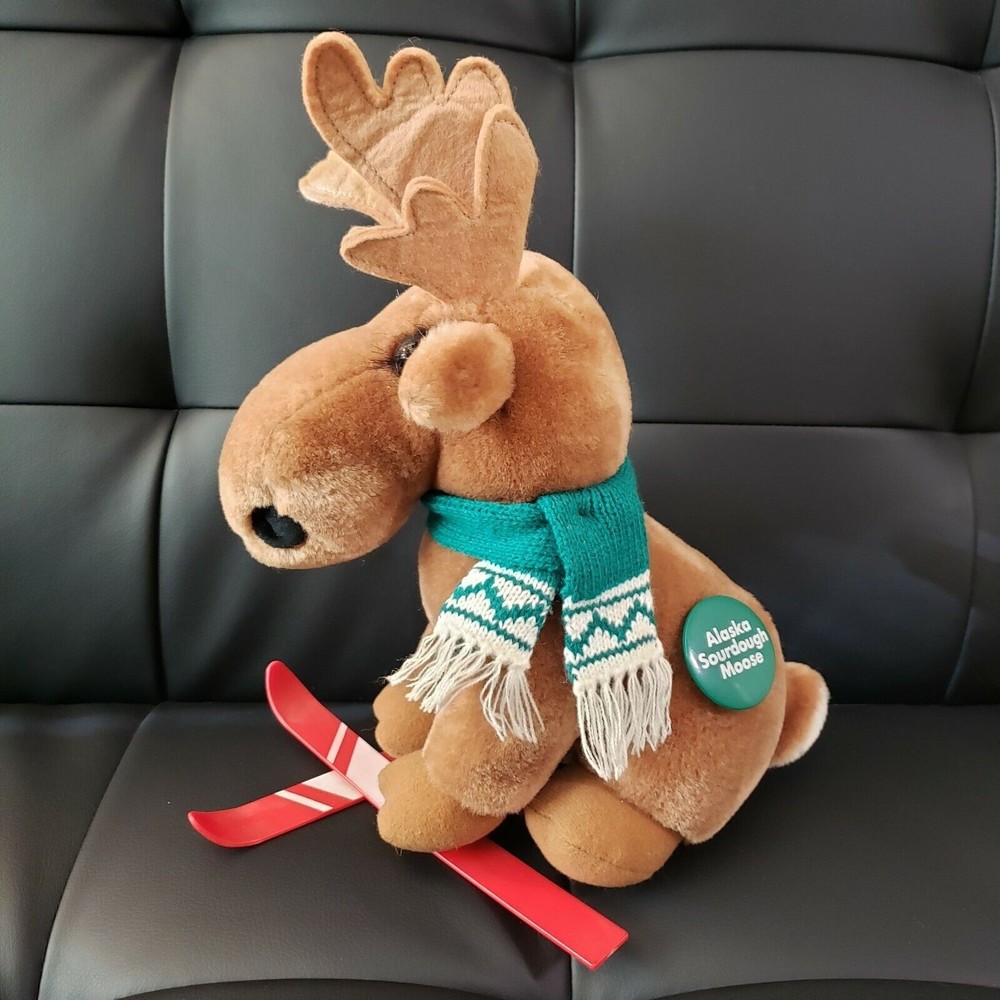 Vintage 1988‎ Dakin Arctic Circle Alaska Sourdough Moose Plush Toy On Skis 12"